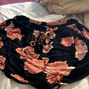 Flower rose shorts